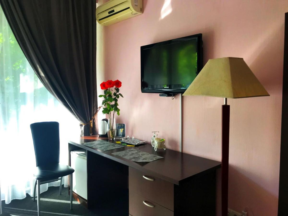 Kizhi Art Hotel Kharkiv Extérieur photo